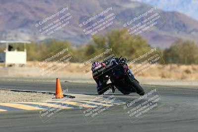 media/Jan-09-2022-SoCal Trackdays (Sun) [[2b1fec8404]]/Turn 14 (10am)/